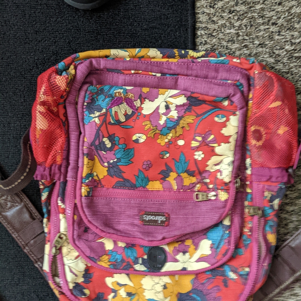 Sakroots Women's Floral Backpack - Red and Pink